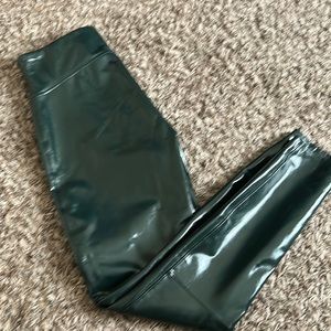 (Never worn)Dark green leather pants
